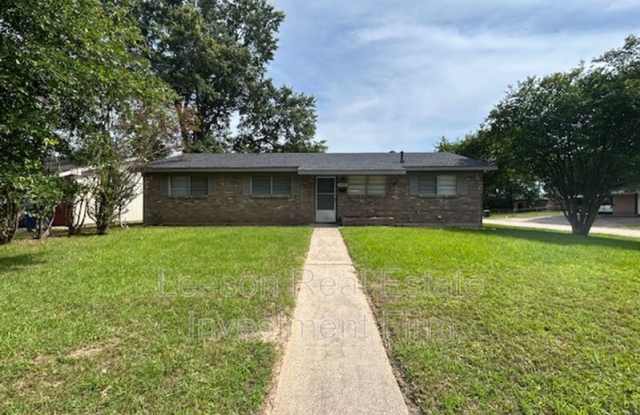 3437 Red Bud Lane photos photos