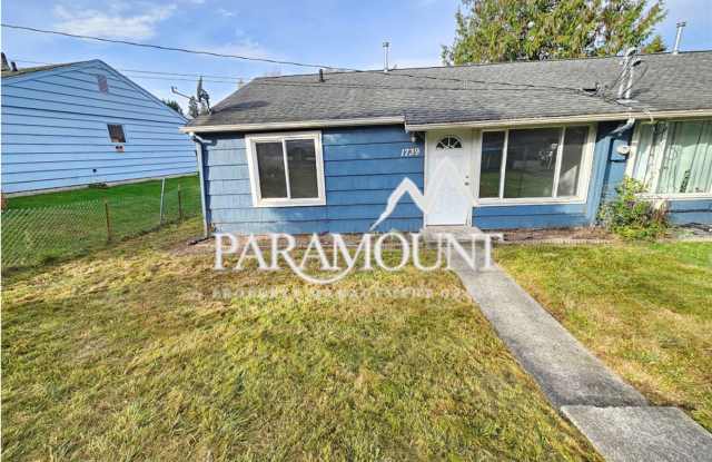 2 Bed 1 Bath Duplex! - 1739 Olympic Avenue, Bremerton, WA 98312