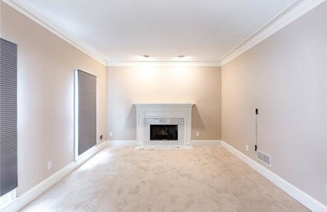 1130 Westbrooke Way NE Gallery 4