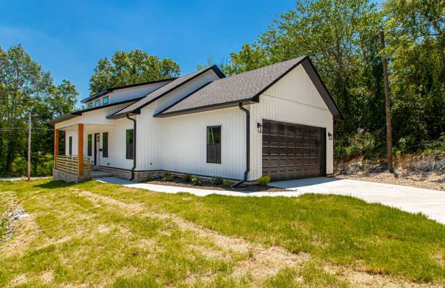 Brand New 3 Bed, 2 Bath Single-Family Home in Capitol View Gallery 4