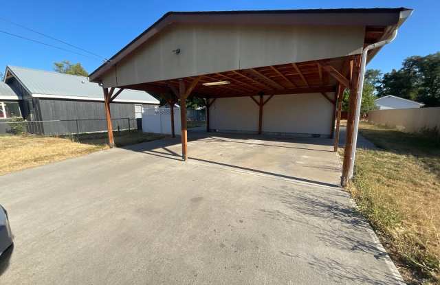 1217 Y Avenue, La Grande, OR 97850 photos photos