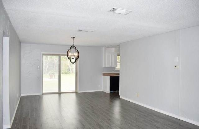 5924 Shipp Drive Gallery 3