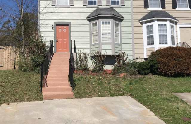 1877 Barrington Ct - 1877 Barrington Court Northeast, Marietta, GA 30066
