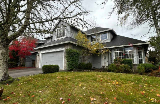 Woodhaven 3bd @2471sf! Entertainers yard! A/C more photos photos Woodhaven 3bd @2471sf! Entertainers yard! A/C more photos photos