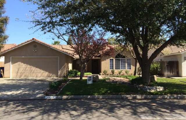 Great 4 Bedroom NW Fresno Home for Lease photos photos