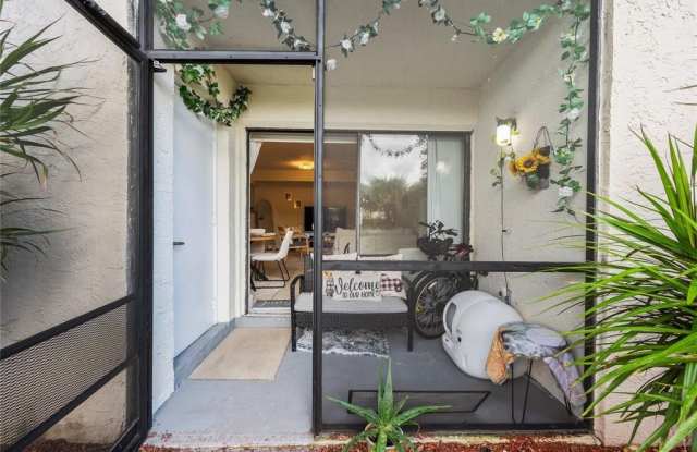 10710 Royal Palm Blvd photos photos