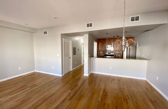 612 12TH ST - 612 12th Street, Union City, NJ 07087