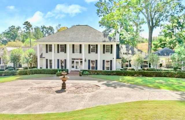 Grand 5BR Oasis with Courtyard  Outdoor Kitchen photos photos