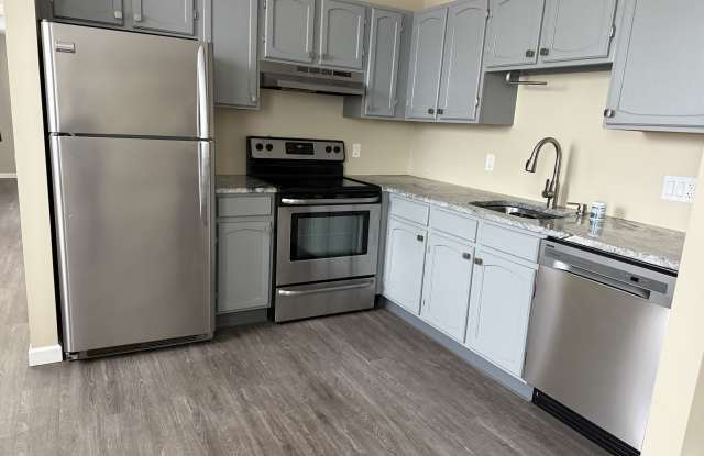 40 S.CHERRY Street unit: 29 photos photos