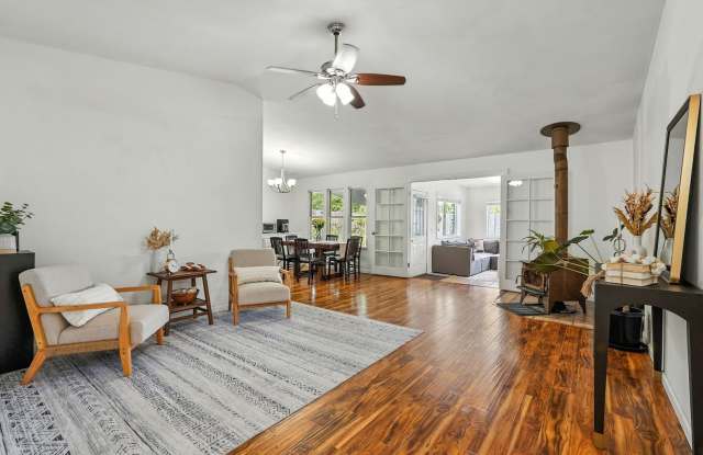 Single-Story 3 Bedroom Home in Quiet El Dorado Cul-De-Sac! Dog Friendly! - 4895 Summit View Court, Diamond Springs, CA 95623