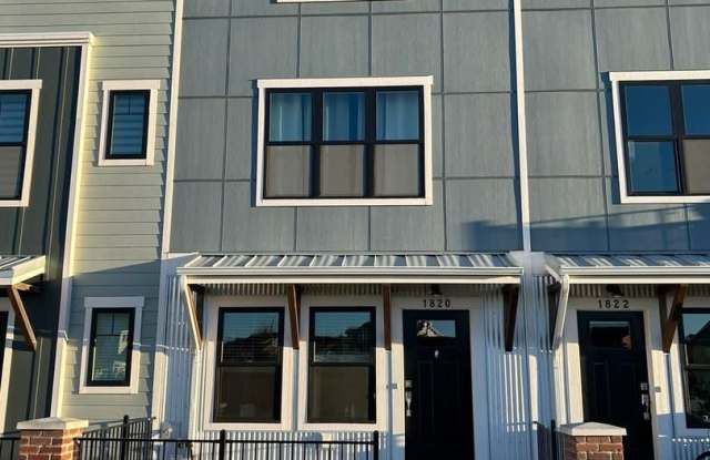 Adorable townhome in Josephine Crossing! photos photos