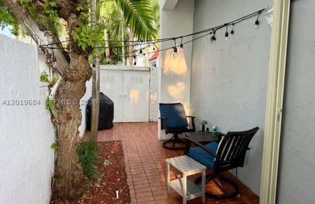 20937 Bay Ct Gallery 2