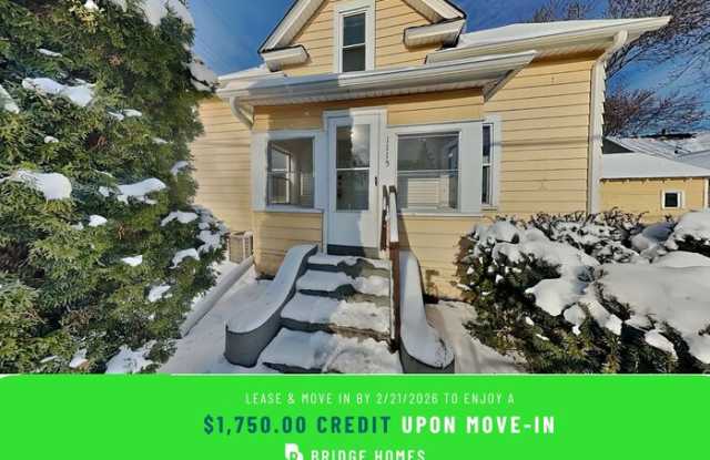 1115 19th Avenue Northeast photos photos