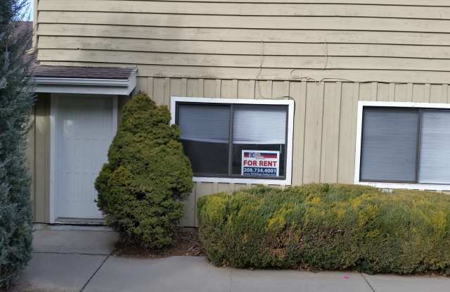 2 bedroom 4 plex photos photos