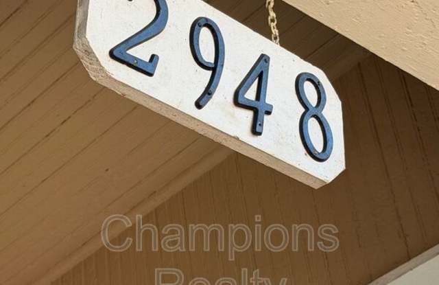 2948 Pierpont Ave photos photos