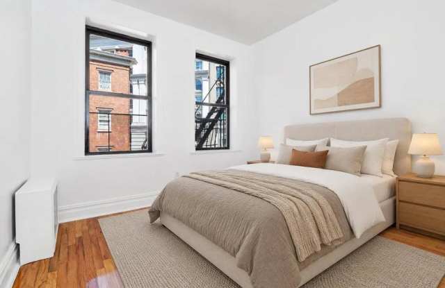 160 Waverly Place Gallery 3