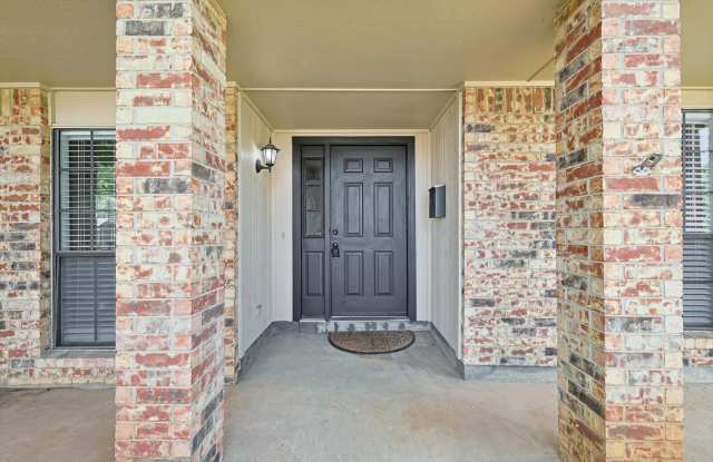 2825 Windsor Drive Gallery 2