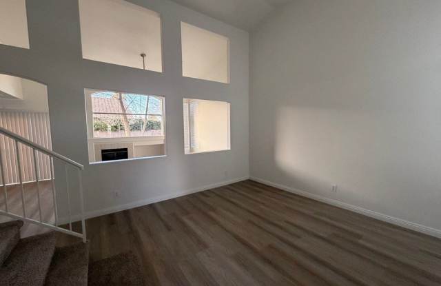 1825 Sierra Oaks Lane Gallery 2