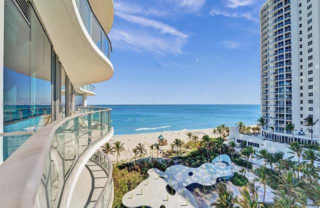 17475 Collins Ave photos photos