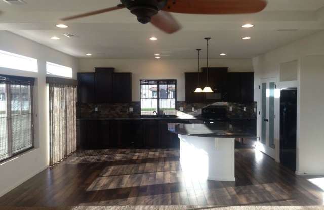 4993 Cathay Ct Gallery 2