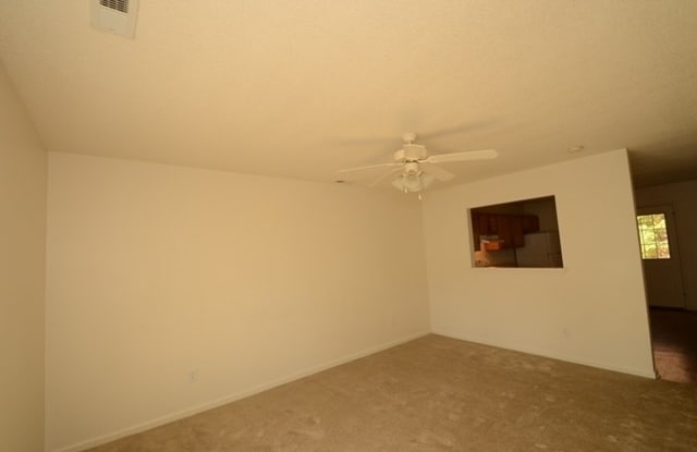328 Bracken Place Gallery 3