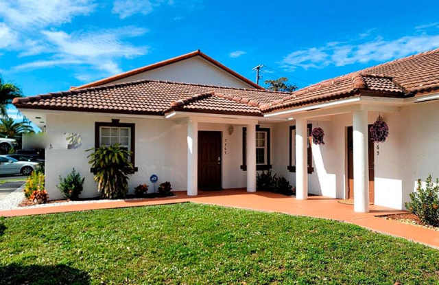 7567 N Augusta Dr photos photos