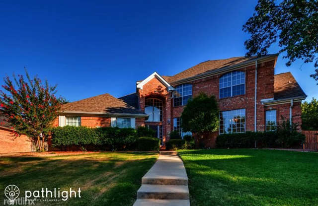 114 Lake Forest Court UNIT - 114 Lake Forest Court, Garland, TX 75044
