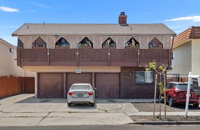 NORTH PARK BEAUTY...RECENTLY REMODELED 2 BEDROOM /2 BATH WITH GARAGE photos photos