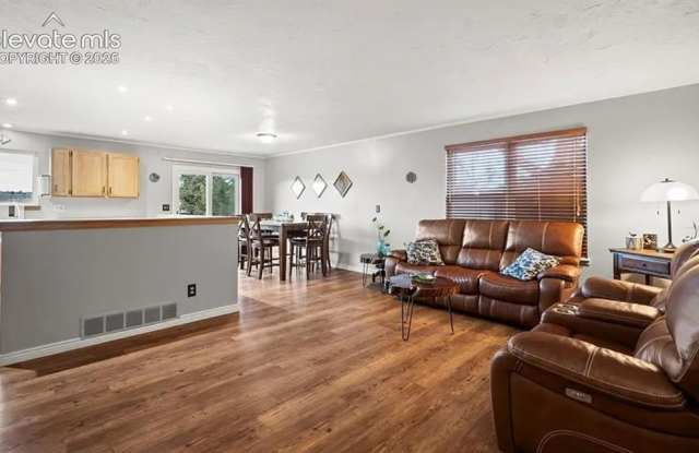 3060 Maverick Drive Gallery 2