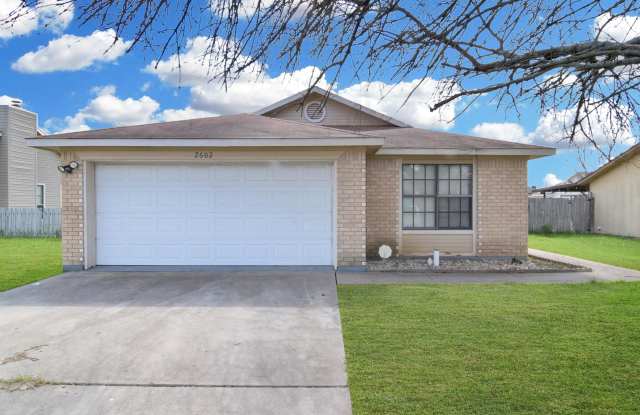 2602 Hemlock Dr photos photos