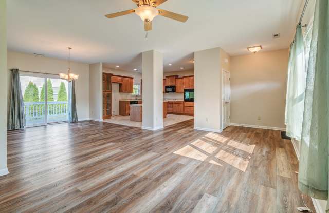 175 Springfield Meadow Drive Gallery 4