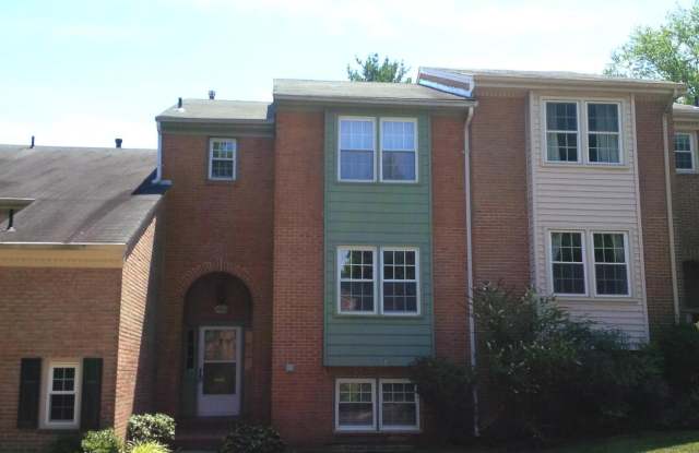 2003 HOPEWOOD DRIVE Gallery 2