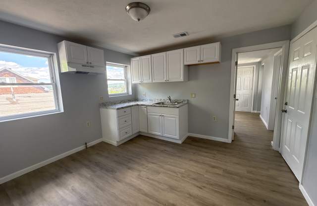 1450 Fleming Avenue - 3 photos photos 1450 Fleming Avenue - 3 photos photos