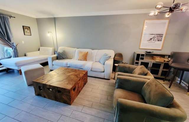 22100 Palms Way photos photos