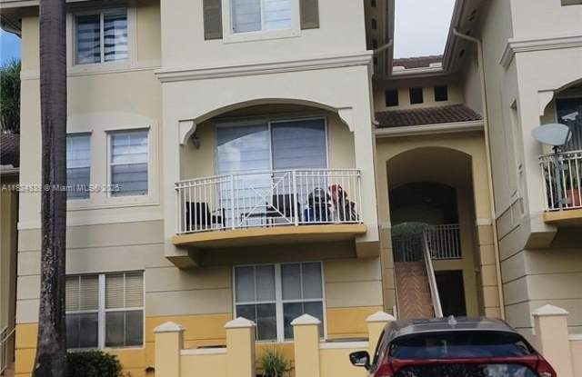 8866 W Flagler St photos photos