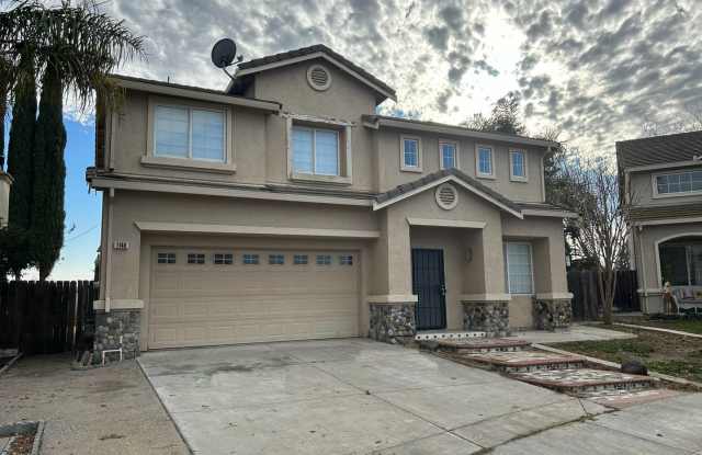 Amazing Floor Plan with 5 Bedrooms! photos photos
