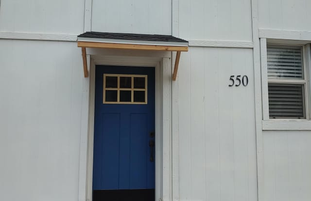 550 North Main Street Gallery 2