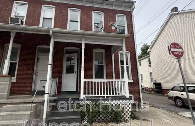 225 Front Street photos photos