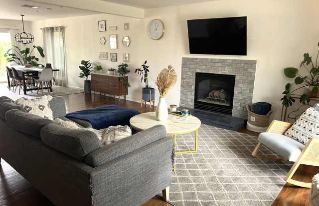 Charming, Updated 3-Bedroom Home in Prime Napa Location photos photos