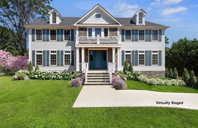 135 Woodhill Lane - 135 Woodhill Lane, Flower Hill, NY 11030