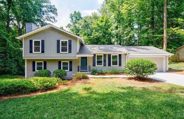 155 Moonshadow Court photos photos