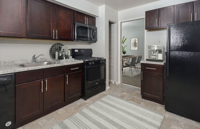 Metro Pointe photos photos