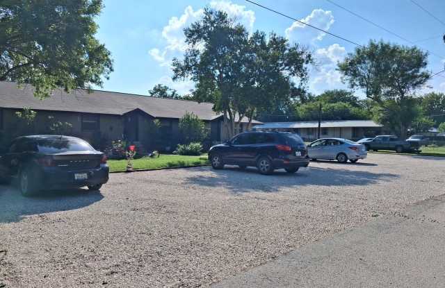 10515 Hillbrook Gallery 2