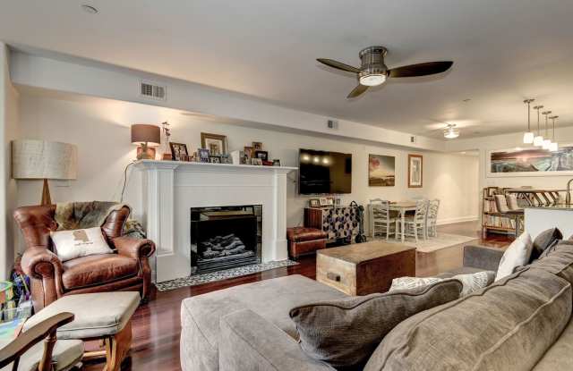 Historic Victorian Charm Meets Modern City Living — 1 BR + Den / 2 BA in Columbia Heights photos photos