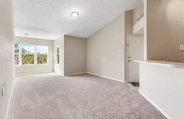 Venetian Place - 833 photos photos