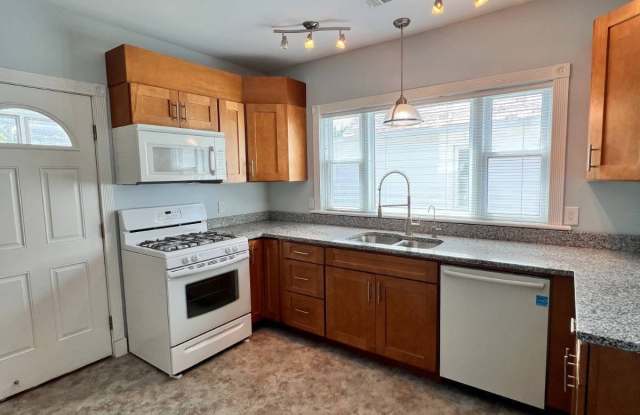 713 Orchard St photos photos