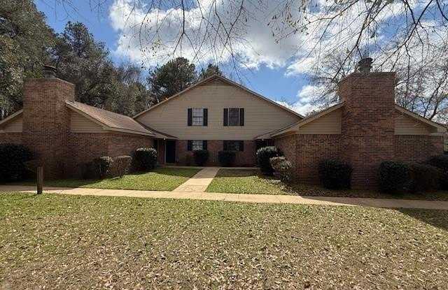 2425 Norton's Lane photos photos