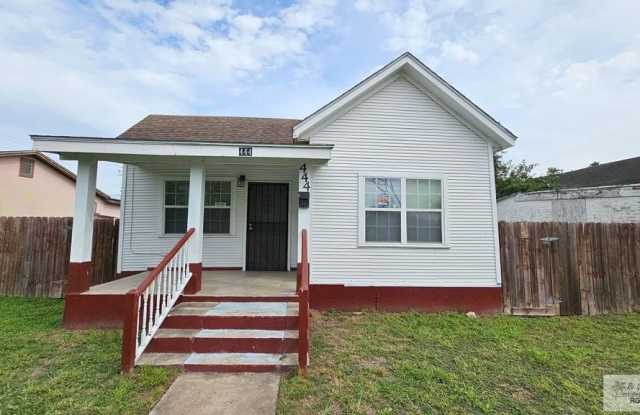 444 ADAMS ST. photos photos