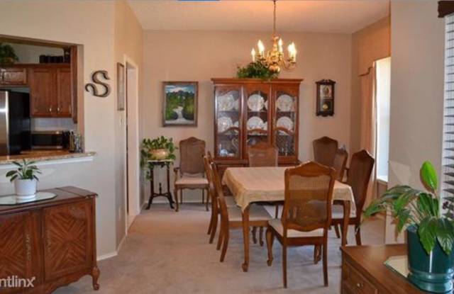 2726 Phillips Dr. Gallery 3