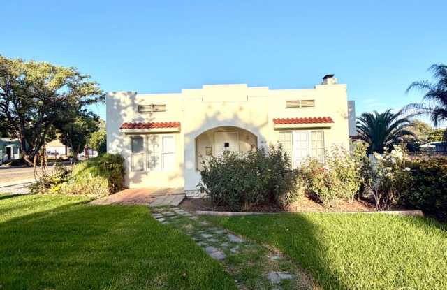 Charming Spanish Bungalow Near Downtown Upland – 3 Bedrooms / 2 Bathrooms photos photos Charming Spanish Bungalow Near Downtown Upland – 3 Bedrooms / 2 Bathrooms photos photos